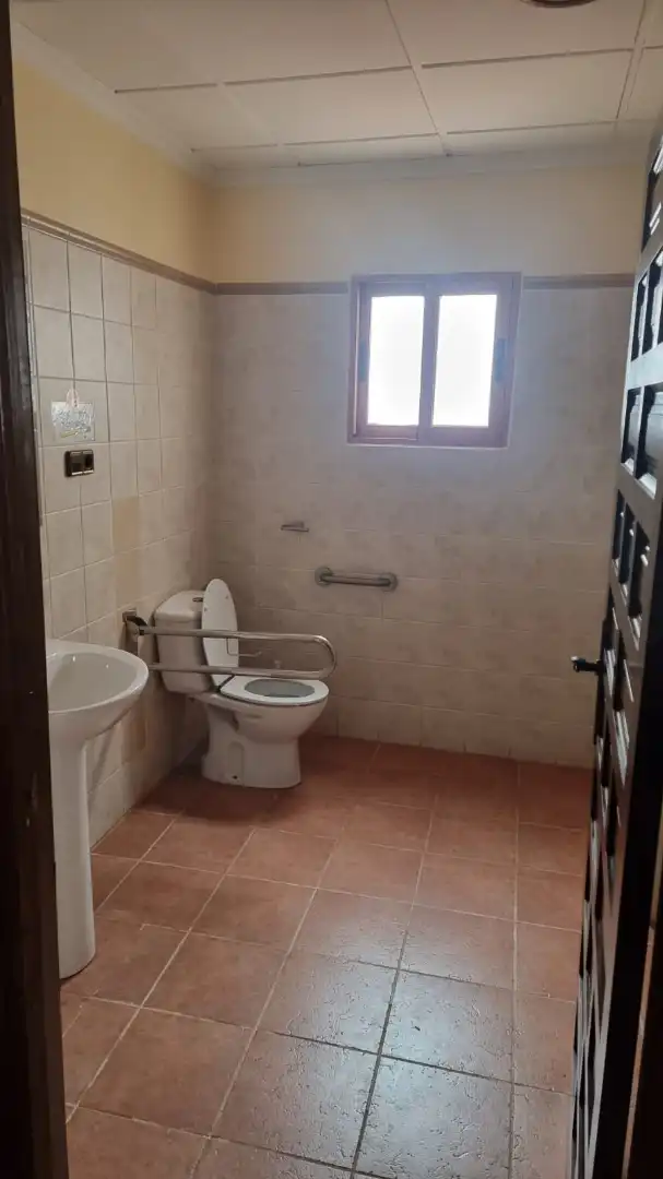 Baño de Casa o chalet en venta en Alcaraz con Aire acondicionado, Calefacción y Jardín privado