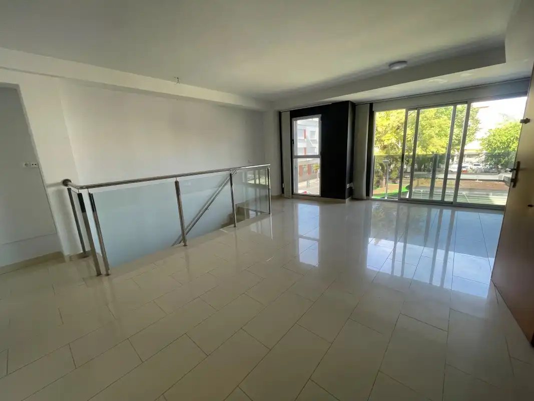 Maisonette zum Verkauf in Gandia mit Klimaanlage