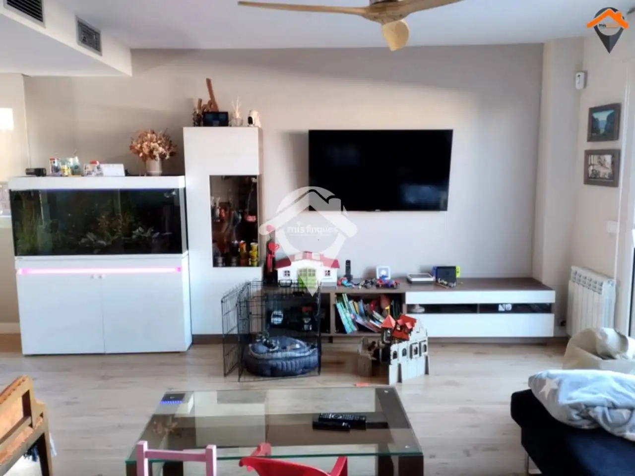 Sala d'estar de Casa o xalet en venda en Sant Quirze del Vallès amb Aire condicionat, Calefacció i Jardí privat
