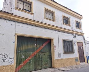 Vista exterior de Nau industrial en venda en Jerez de la Frontera