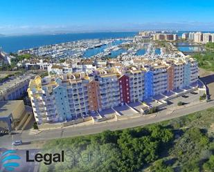 Vista exterior de Àtic en venda en La Manga del Mar Menor amb Aire condicionat, Terrassa i Piscina