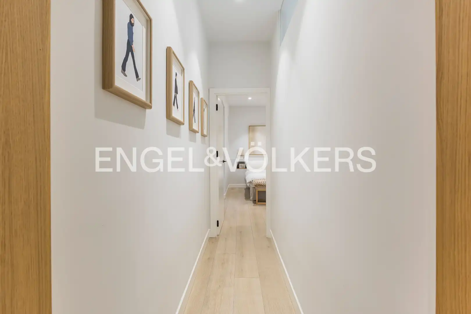 Flat for sale in Madrid  with Air Conditioner, Heating and Storage room