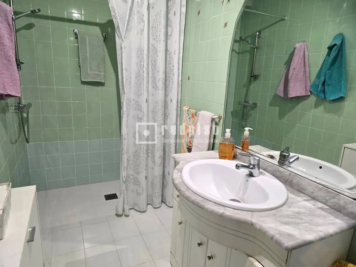 Bathroom of Flat for sale in Madrid  with Air Conditioner, Heating and Terrace