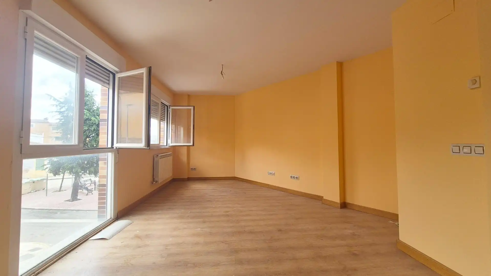Wohnzimmer von Wohnungen zum Verkauf in San Cristóbal de la Cuesta mit Heizung