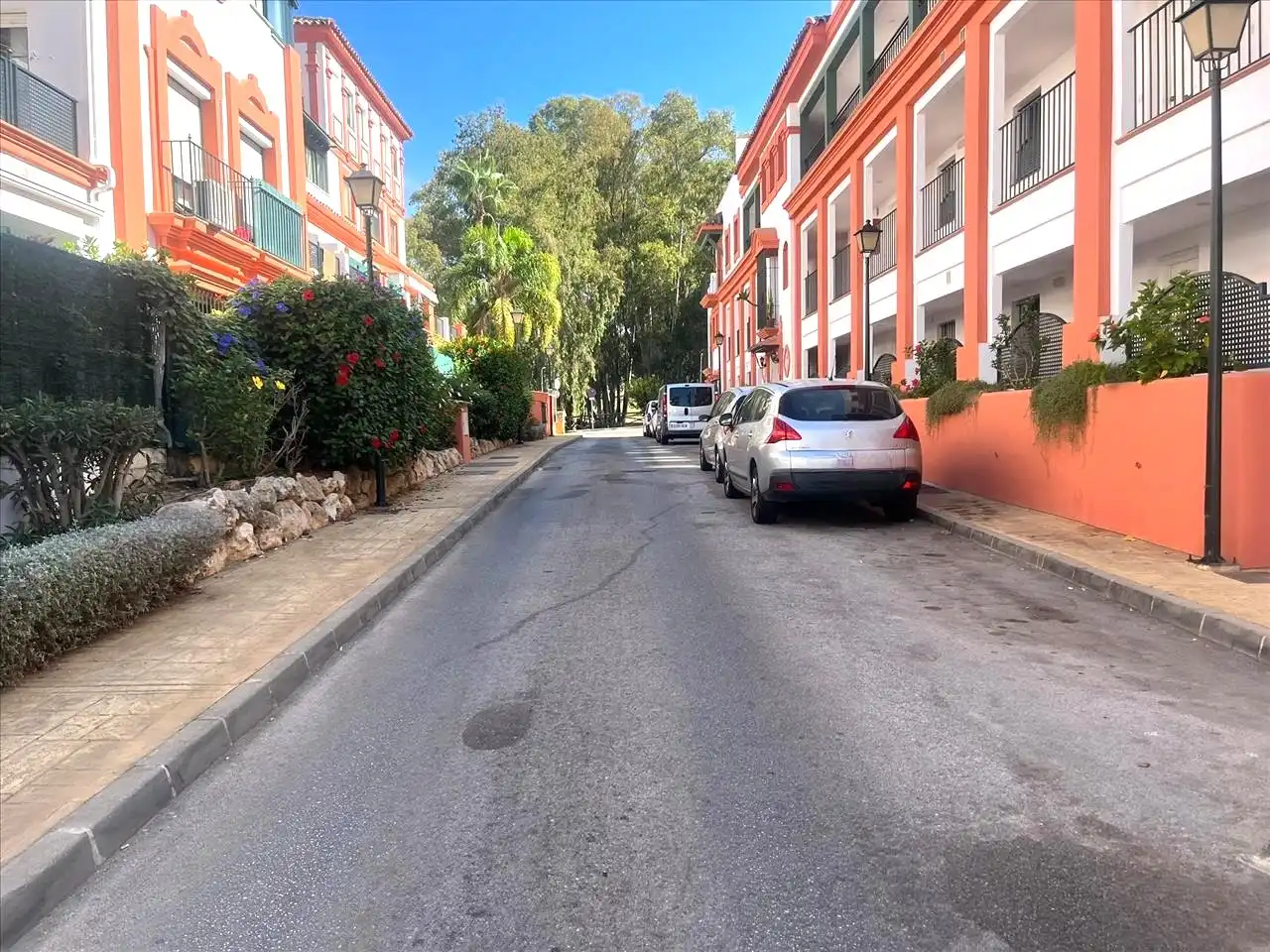 Vista exterior de Apartamento en venta en Estepona