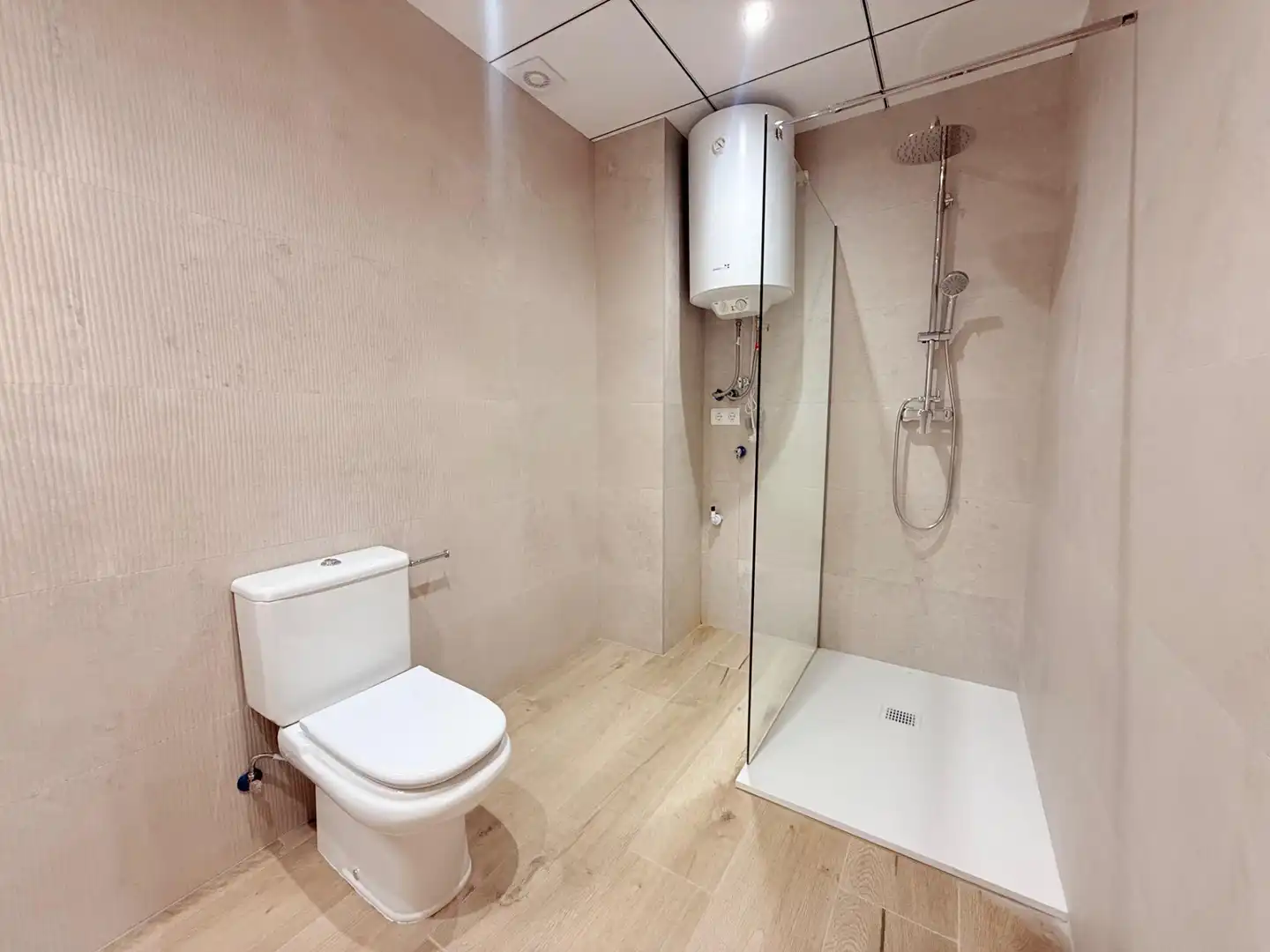Bathroom of Flat for sale in Deltebre
