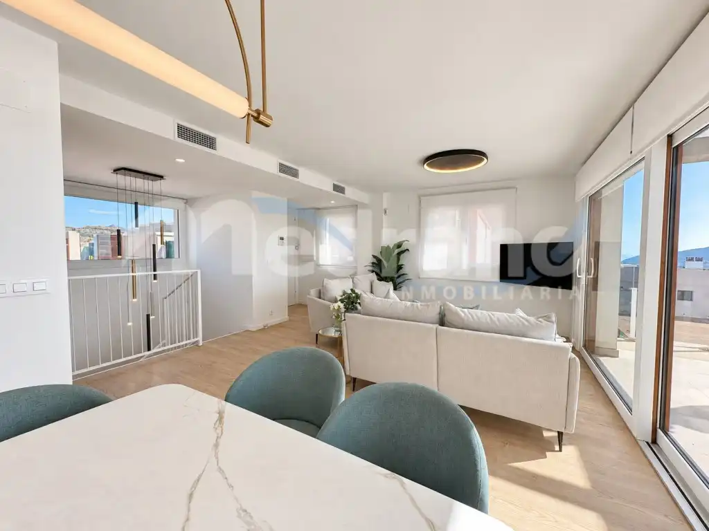 Casa amb terrassa en venda a Calle Serra Gelada, imagen 3