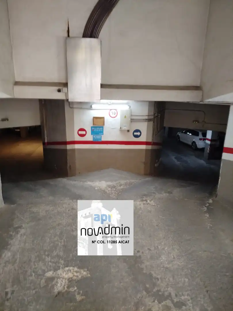 Parkplatz von Garage zur Miete in Lleida