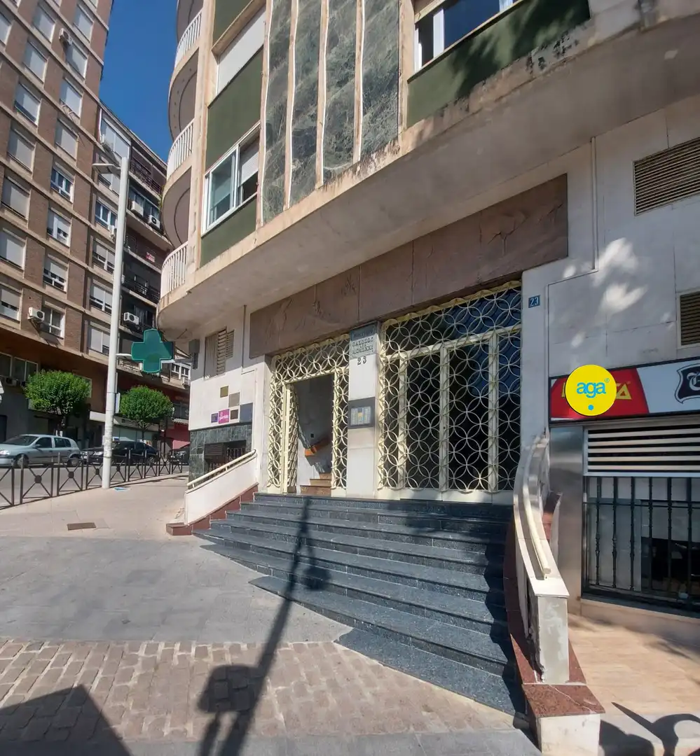 Flat for sale in Jaén  with Air Conditioner, Heating and Parquet flooring