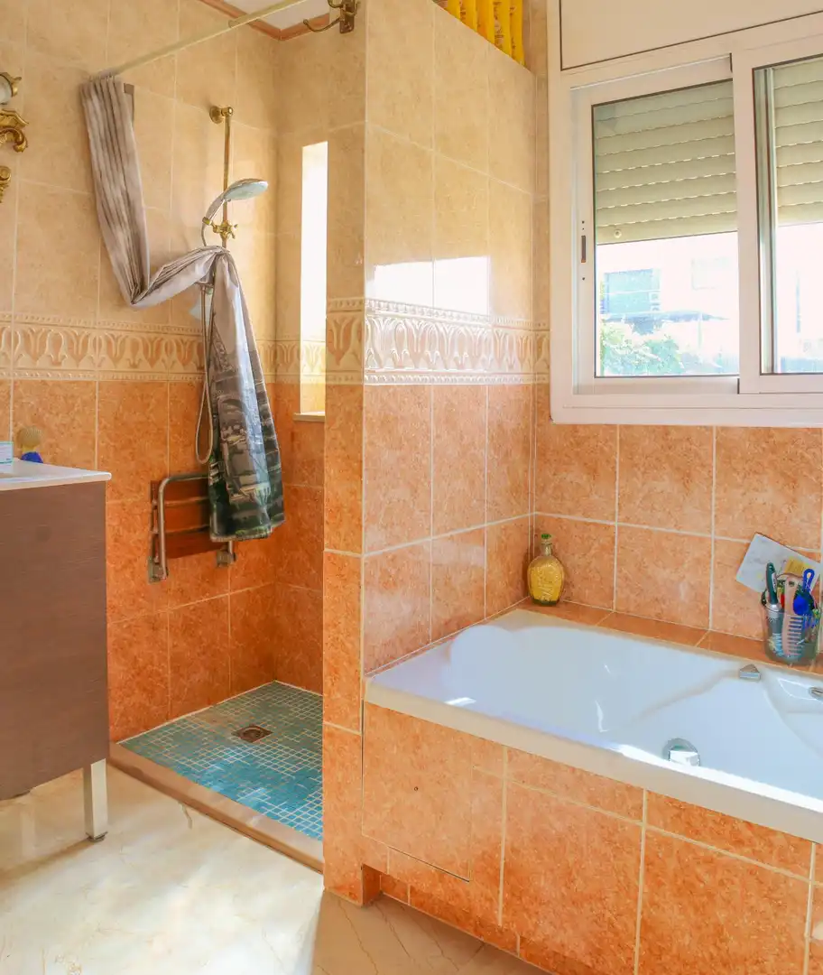 Casa con piscina en venta en La Collada - Sis Camins, imagen 23