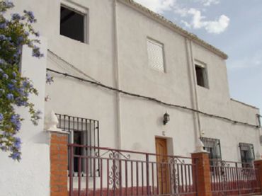 House for sale in Berja