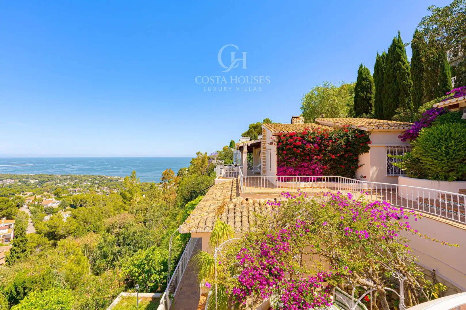 Exterior view of Houses for sale in Dénia  with Air Conditioner, Heating and Private garden
