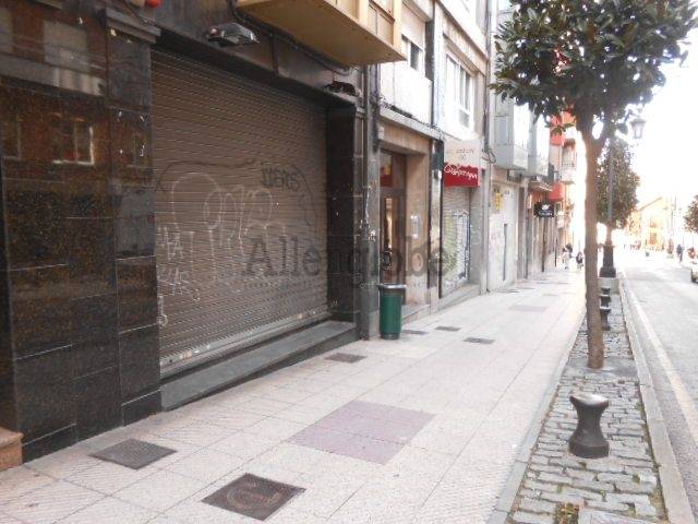 Local comercial en Alquiler en Calle Rosal en Parque San Francisco - Uría