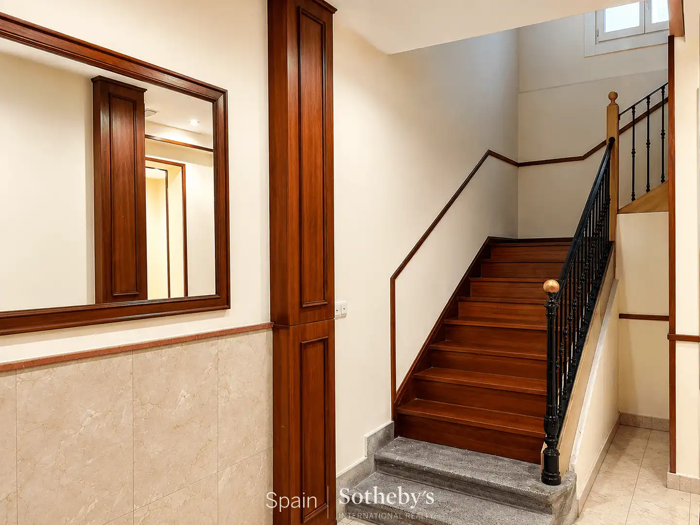 Apartments for sale in Madrid  with Air Conditioner and Heating