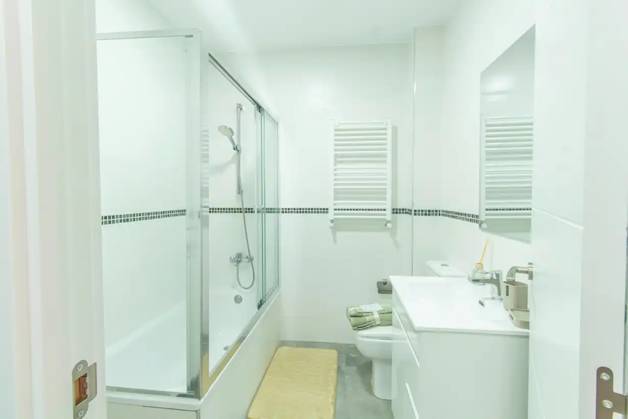Baño de Piso en venta en Madrid con Aire acondicionado, Calefacción y Terraza