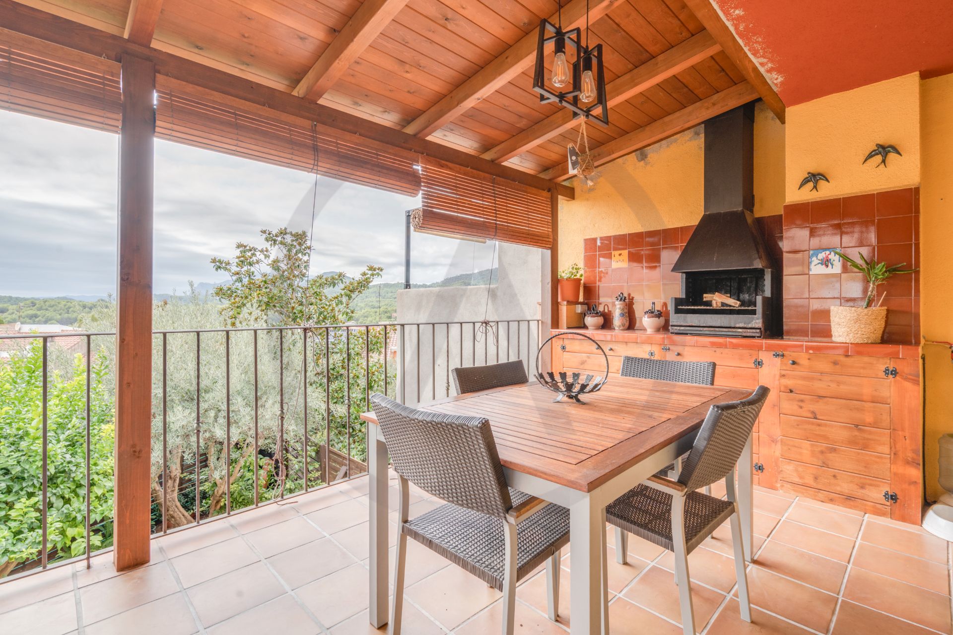 Terrassa de Casa o xalet en venda en Viladecavalls amb Calefacció, Parquet i Terrassa