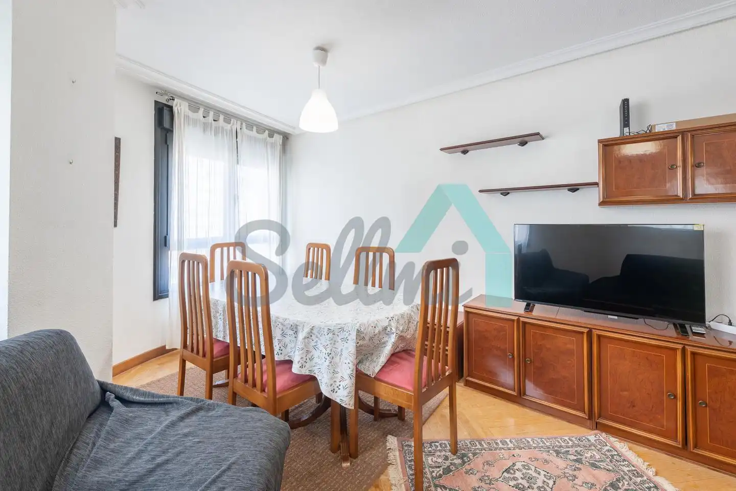 Dining room of Flat for rent in Oviedo   with Heating, Parquet flooring and Furnished