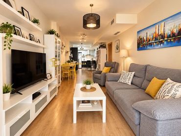 Apartament amb balcó en venda a Lorca Ciudad