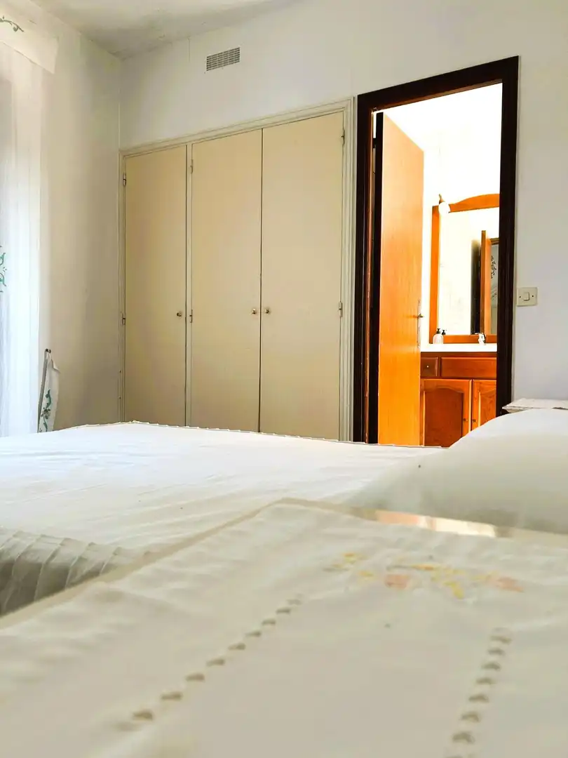 Dormitori de Finca rústica en venda en Estepona amb Jardí privat, Terrassa i Piscina