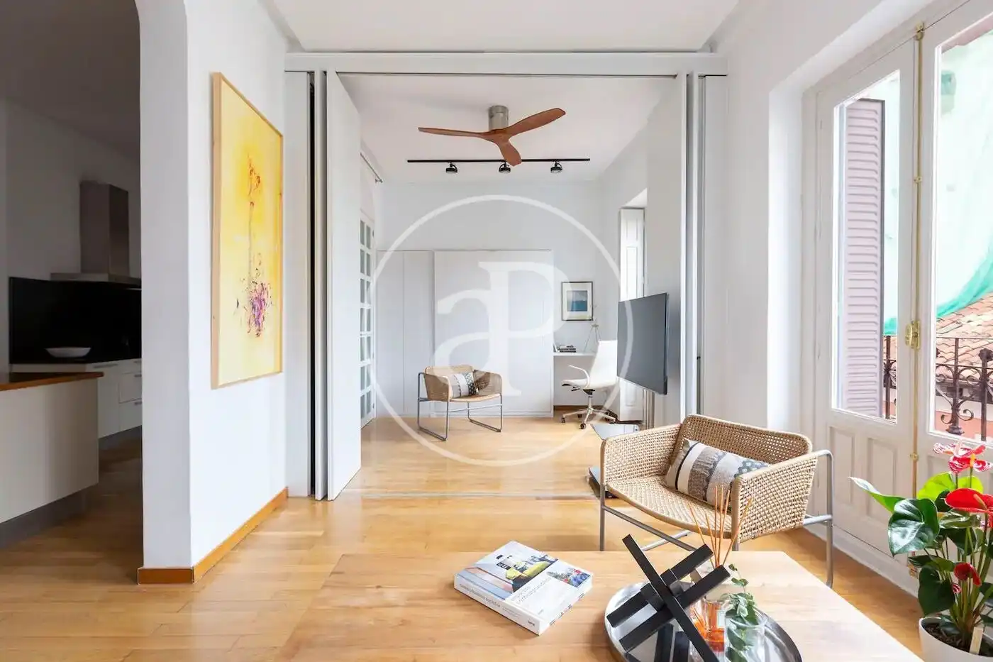 Pis de lloguer a C. de Moratín, Cortes - Huertas