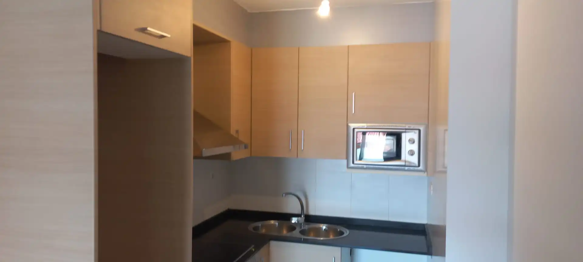 Cocina de Piso en venta en Terrassa con Calefacción, Horno y Microondas