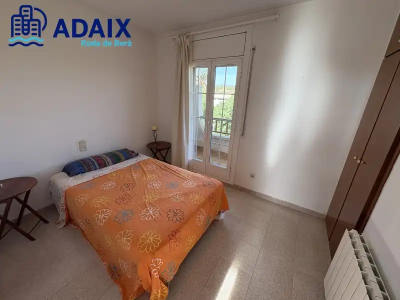 Casa adosada en venta en Roda de Berà