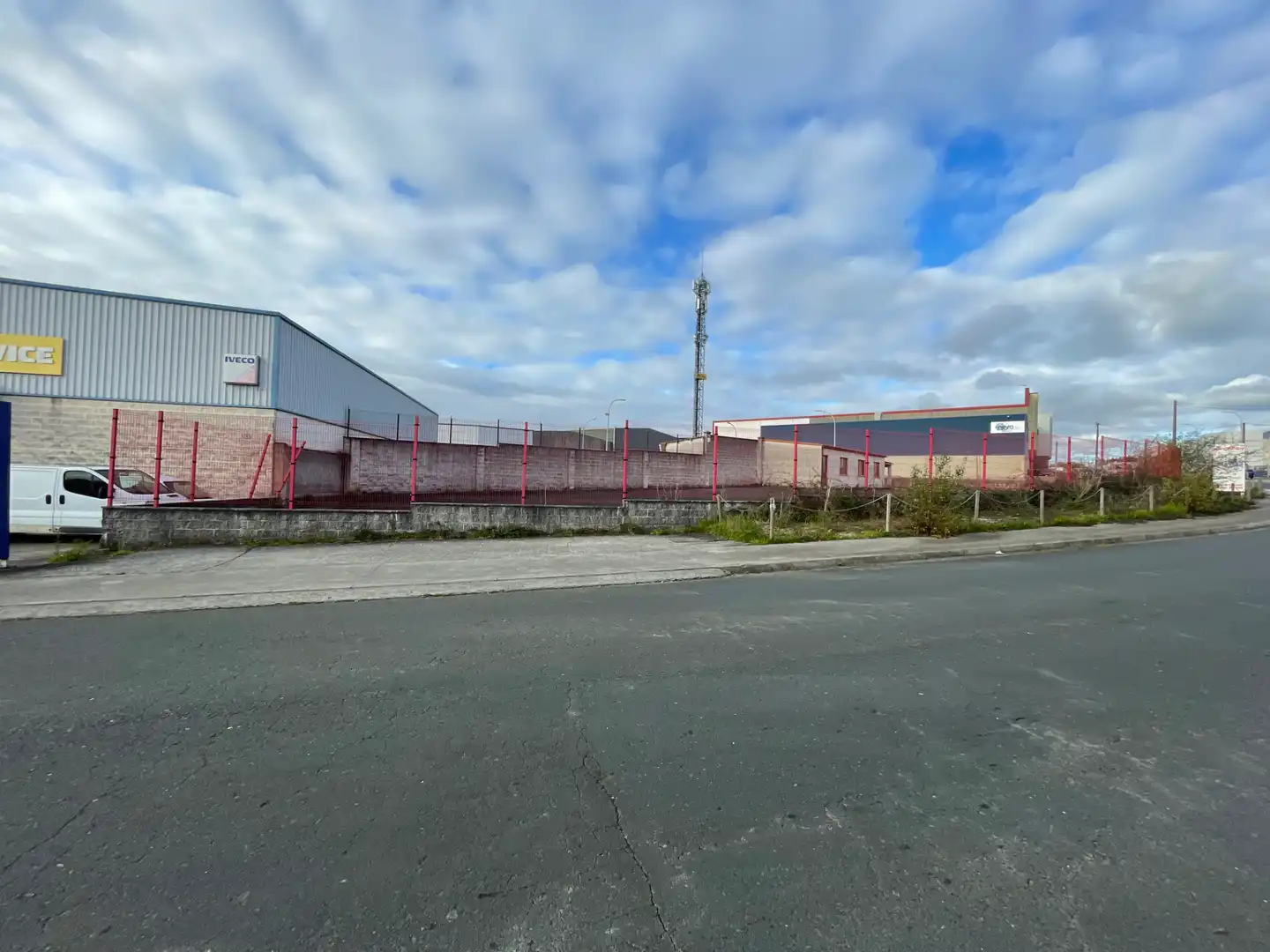 Vista exterior de Terreny industrial en venda en Narón