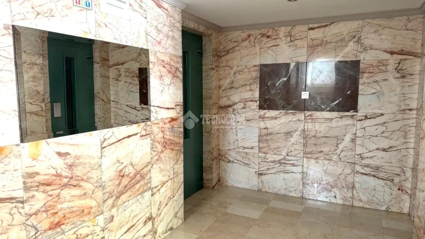 Flat for rent in Granada