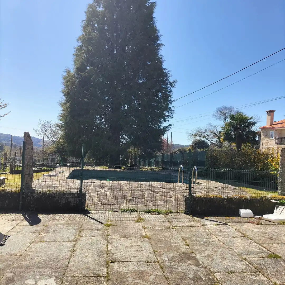 Aparcament de Finca rústica en venda en Caldas de Reis amb Jardí privat, Terrassa i Traster