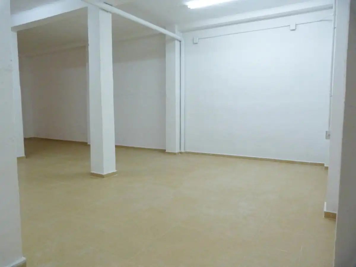 Local comercial en venta en Calle San Martín de Porres 9, imagen 8