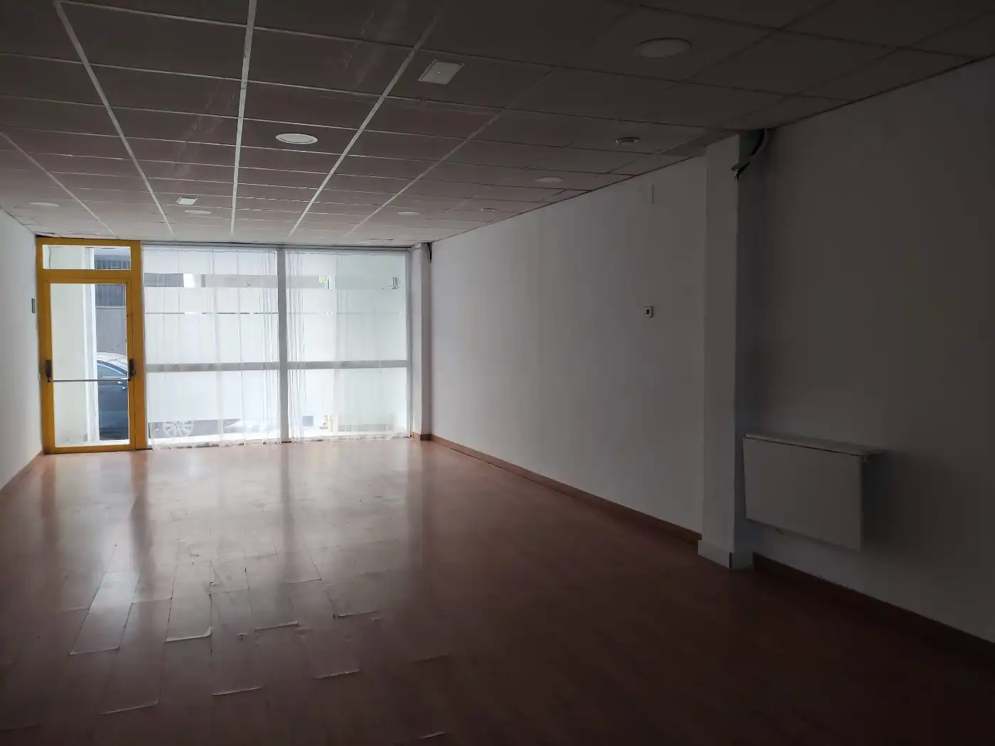 Local de alquiler en Reus con Aire acondicionado, Terraza y Amueblado