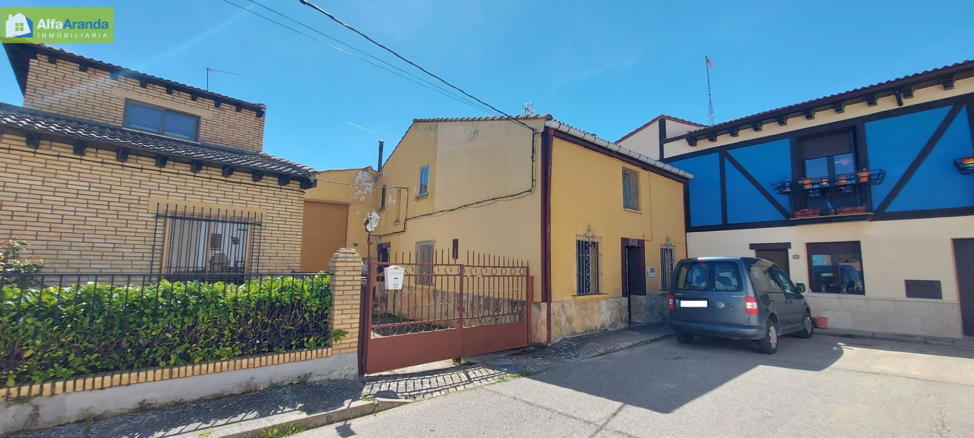 Exterior view of Country house for sale in Aranda de Duero  with Heating and Storage room