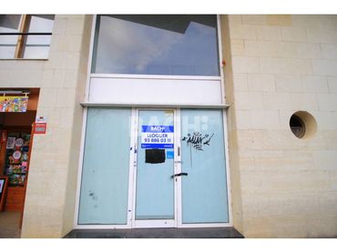 Local commercial à vendre à Avenida Països Catalans 78