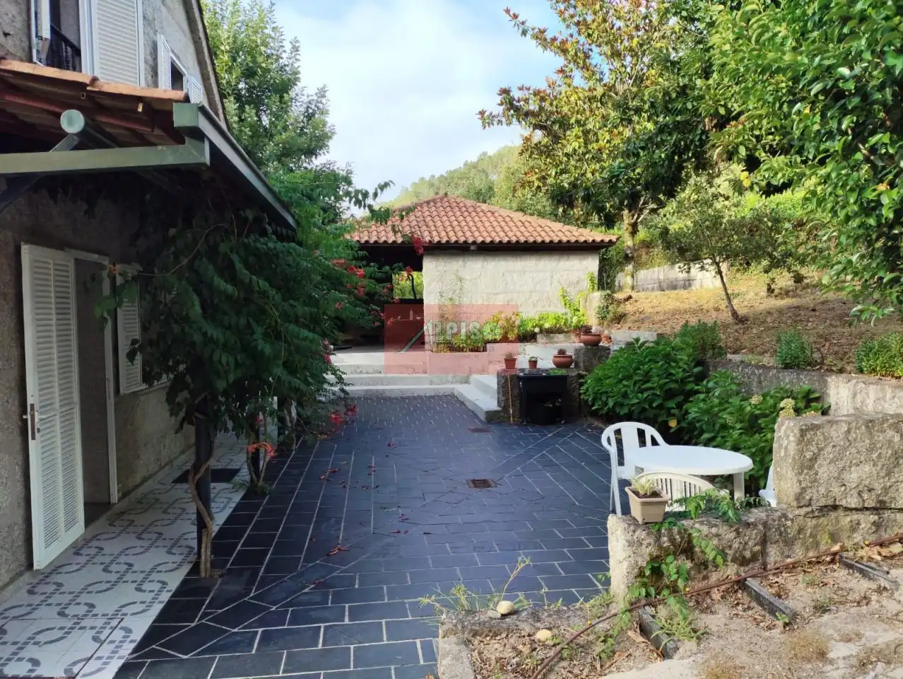 Terrassa de Casa o xalet en venda en Punxín amb Calefacció i Jardí privat