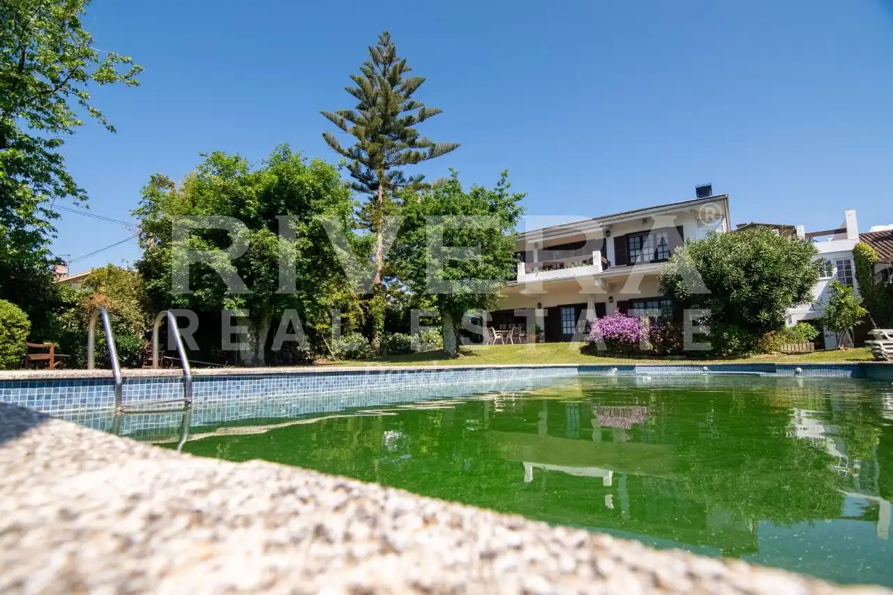 Vista exterior de Casa o chalet en venta en Vigo  con Calefacción, Jardín privado y Terraza