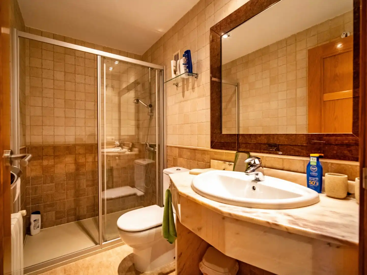 Bathroom of Apartments for sale in L'Alfàs del Pi  with Air Conditioner, Heating and Private garden