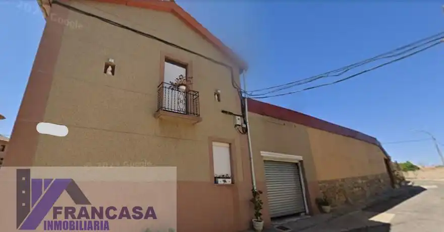 Vista exterior de Casa o chalet en venta en Palacios de la Valduerna