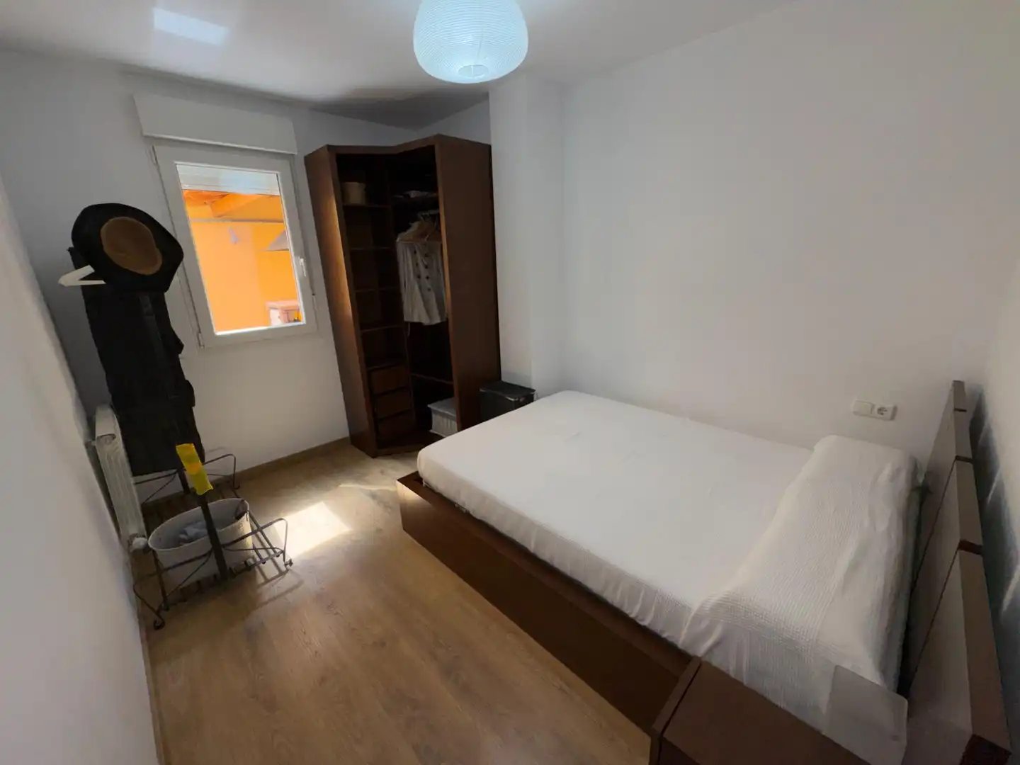 Habitación de Piso en venta en Ponferrada con Calefacción, Terraza y Trastero