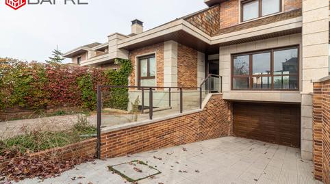 Foto 2 de Casa o xalet en venda a Calle Traviata, Los Satélites - Roza Martín, Madrid