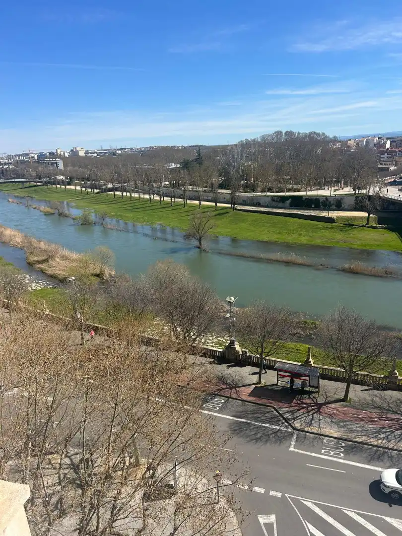 Vista exterior de Pis en venda en Lleida amb Calefacció, Parquet i Moblat