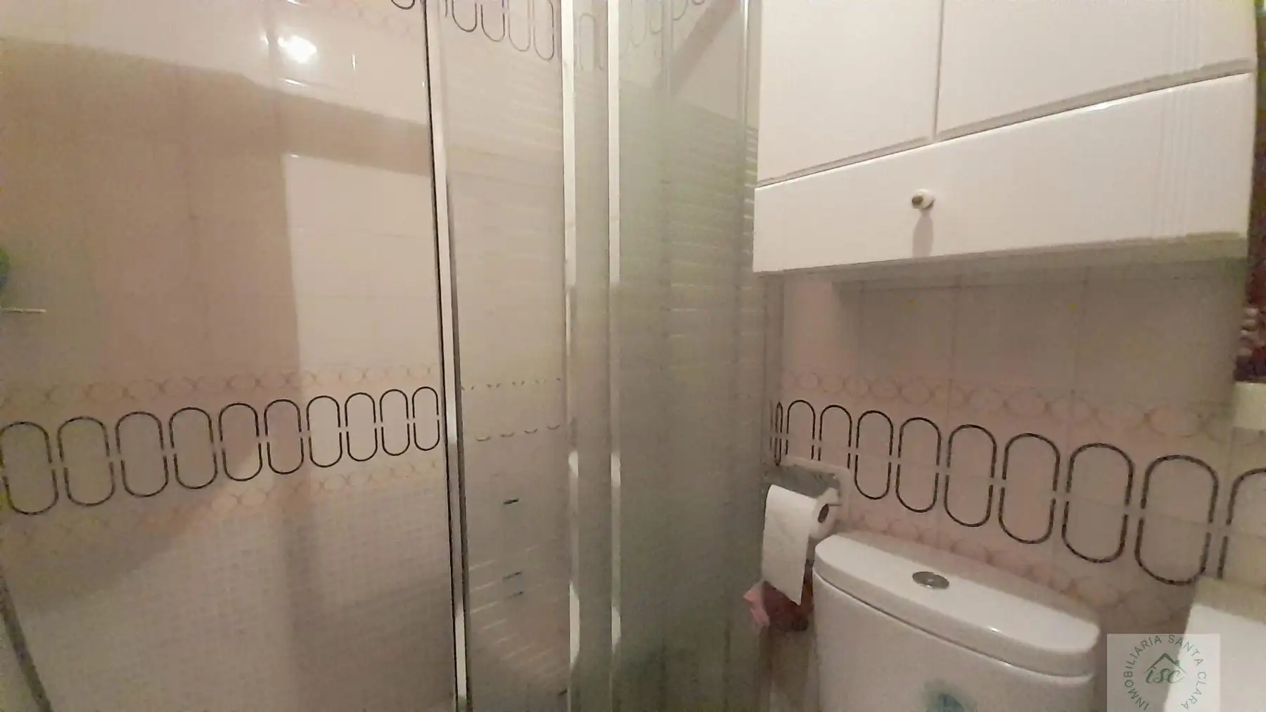 Bany de Pis en venda en Bilbao  amb Calefacció i Terrassa