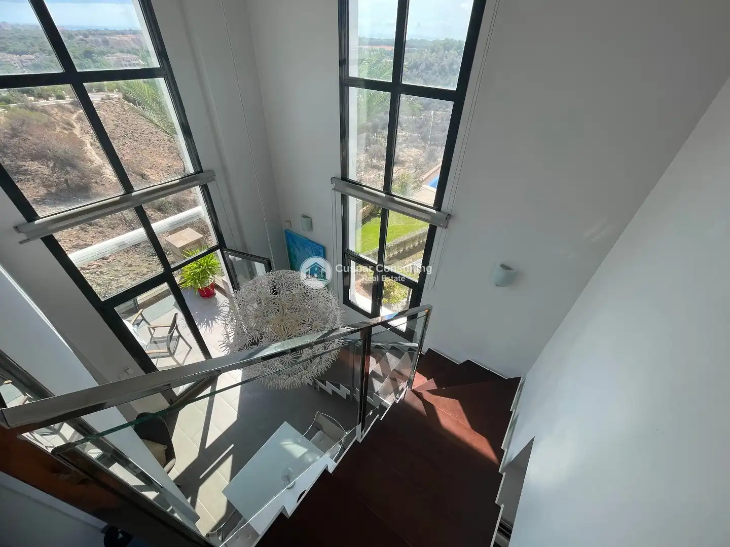 Vista exterior de Àtic en venda en Orihuela amb Aire condicionat, Calefacció i Terrassa