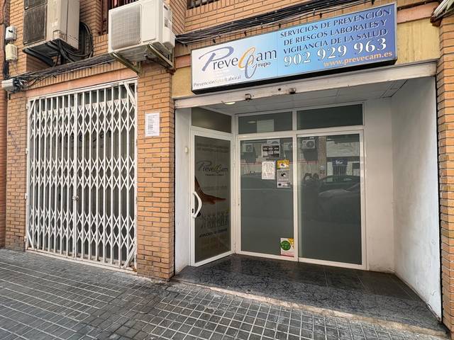 Local comercial en Alquiler en Calle de Callosa del Segura, 9 en Santo Domigo