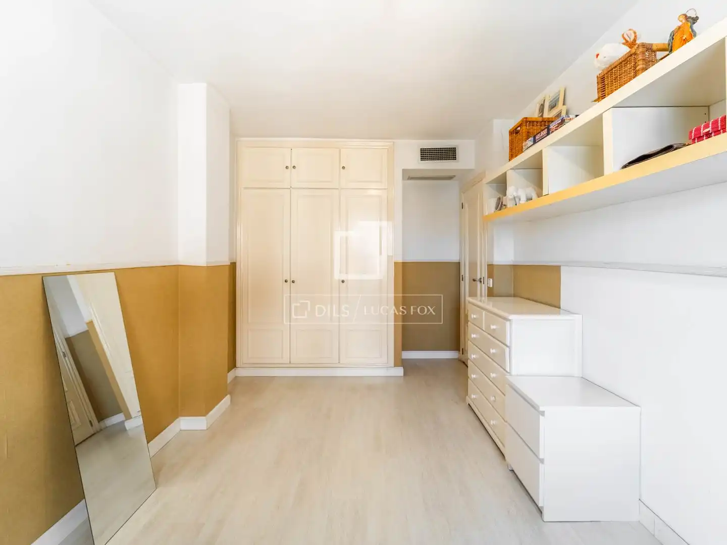 Bedroom of Flat for rent in El Pla del Real