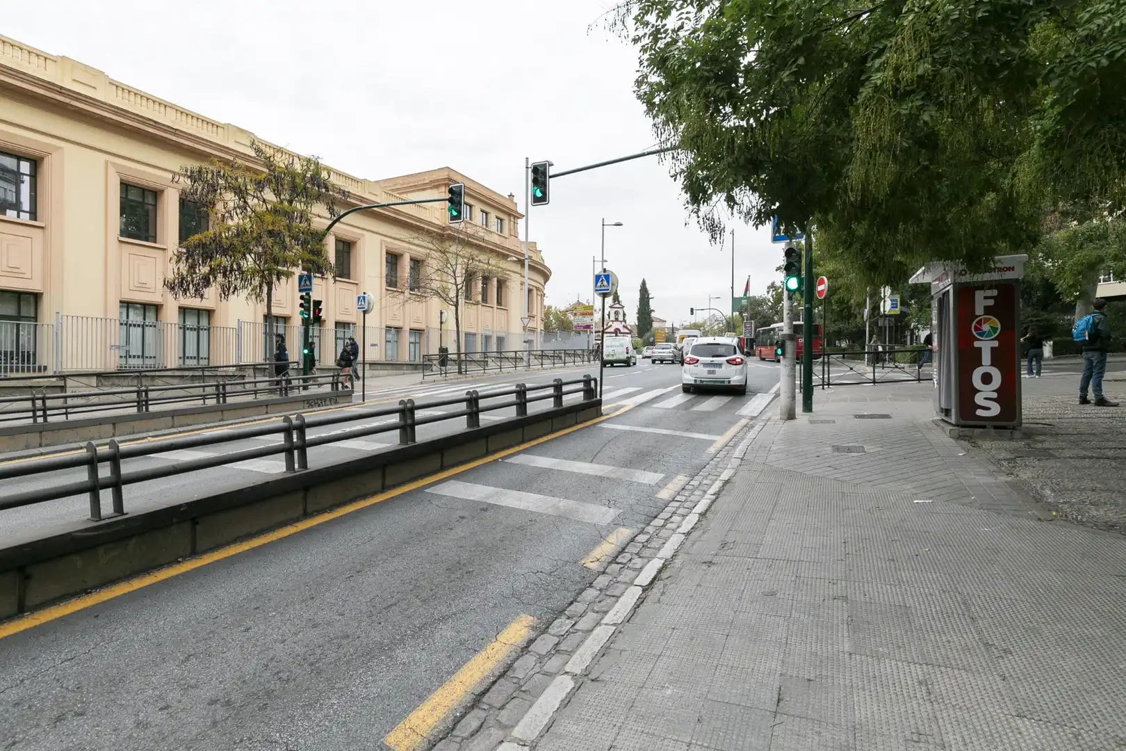 Vista exterior de Garaje en venta en Granada