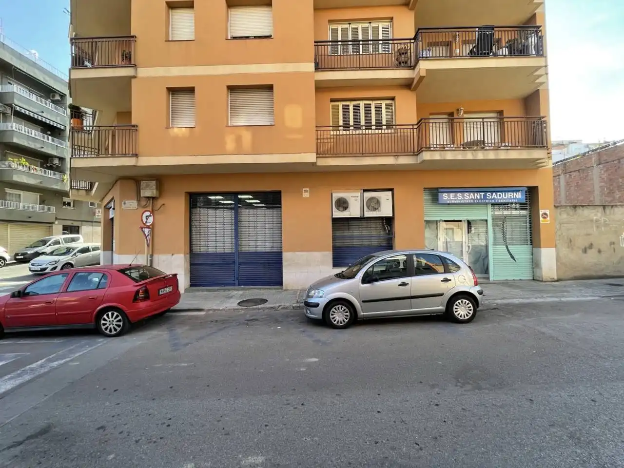 Gewerbefläche zum Verkauf in Calle MESTRE ANTONI TORELLO, imagen 3