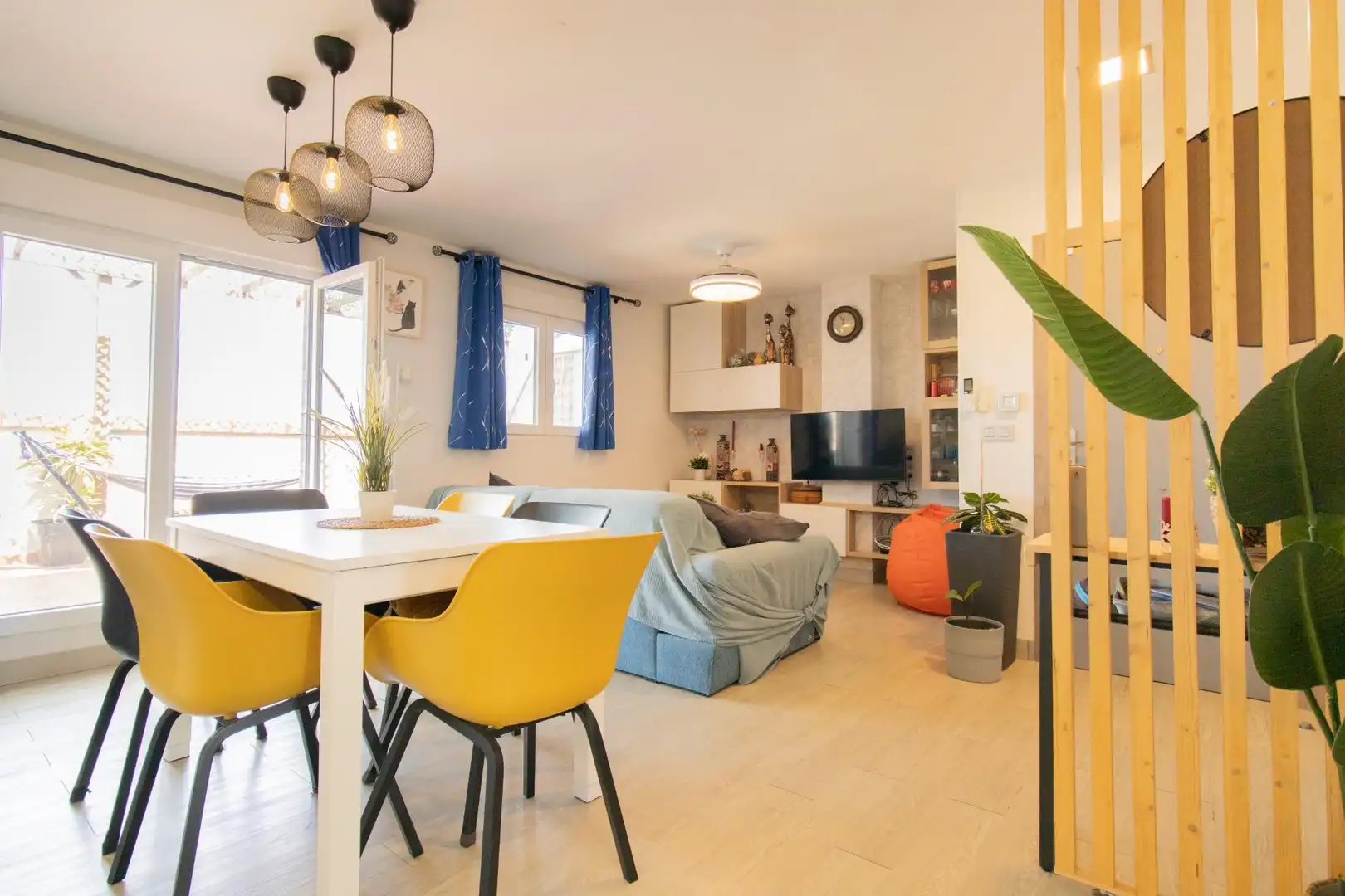 Sala de estar de Ático en venta en Museros con Aire acondicionado, Terraza y Amueblado