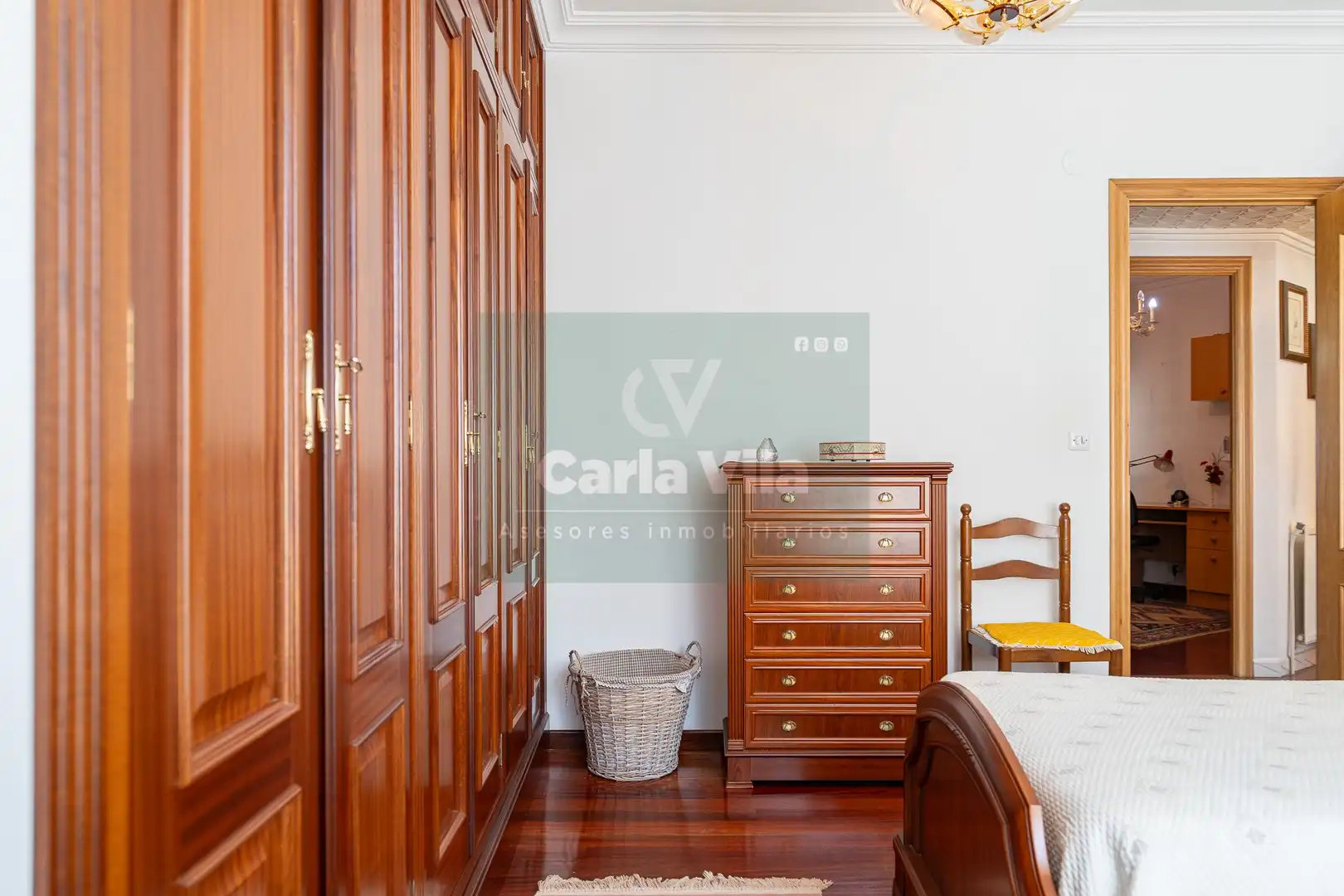Dormitori de Pis en venda en Lugo amb Calefacció, Parquet i Moblat