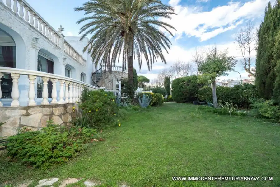 Chalet en venta en Muga - Gran Reserva - Badia, imagen 9
