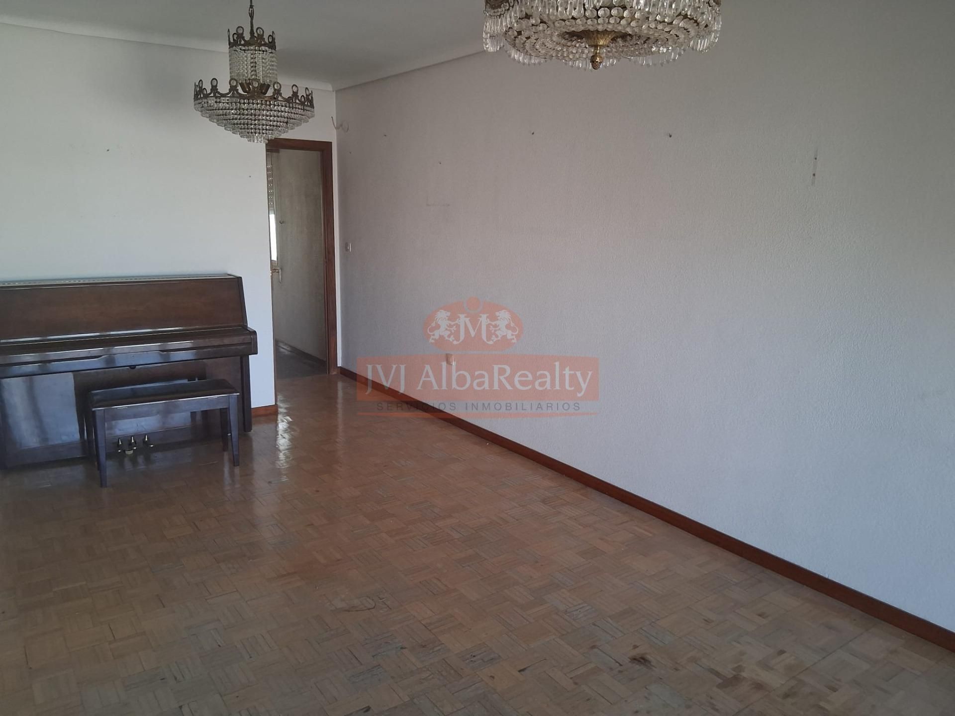 Sala d'estar de Àtic en venda en  Albacete Capital amb Aire condicionat, Calefacció i Terrassa